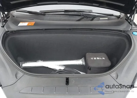 2017 Tesla Model X 100D/75D/90D из США, поврежденный, VIN 5YJXCAE22HF061353